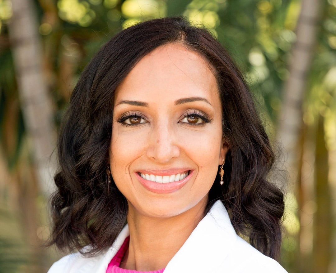 Dr. Rupa Wong pediatric ophthalmologist in Hawaii smiling